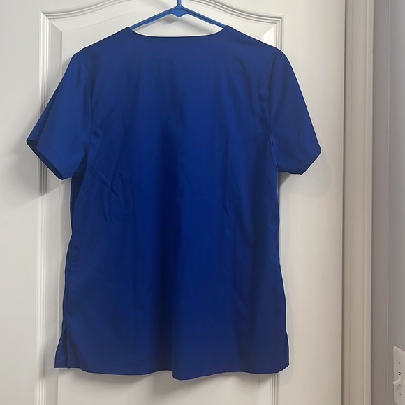 Scrub top - Picture 2 of 2